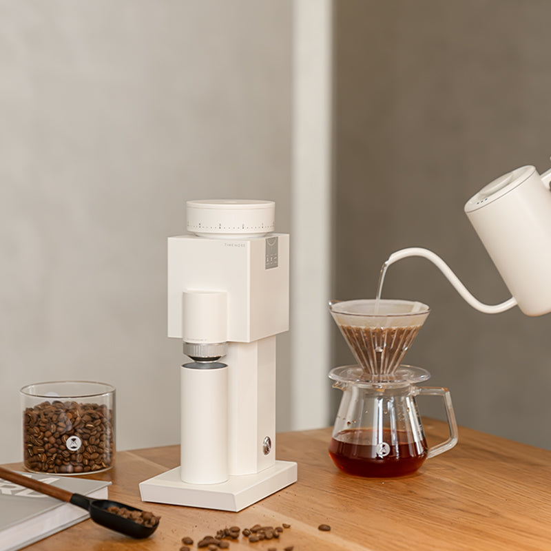 Premium Manual Coffee Grinder – 150 Settings